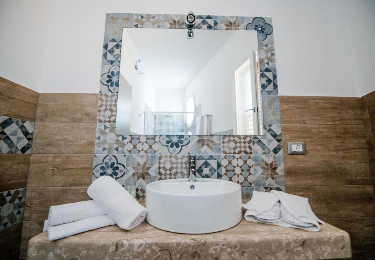 Dove Sorge Il Sole Bed & Breakfast Custonaci Ngoại thất bức ảnh
